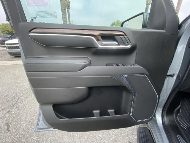 2026 Chevrolet Silverado 1500 Crew Cab Short Box 4-Wheel Drive RST