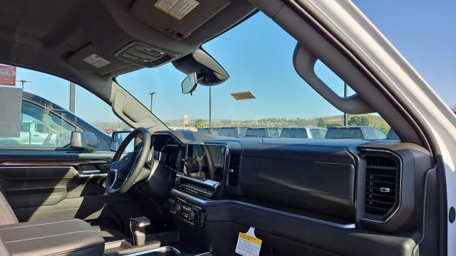 2026 Chevrolet Silverado 1500 Crew Cab Short Box 4-Wheel Drive RST
