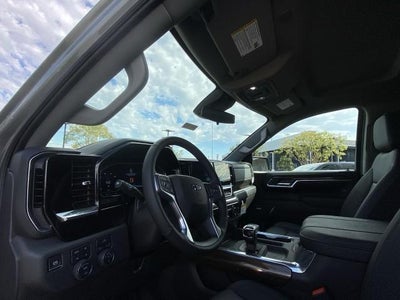 2025 Chevrolet Silverado 1500 Crew Cab Short Box 4-Wheel Drive RST