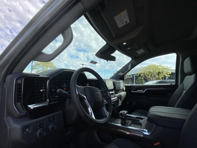 2025 Chevrolet Silverado 1500 Crew Cab Short Box 4-Wheel Drive RST