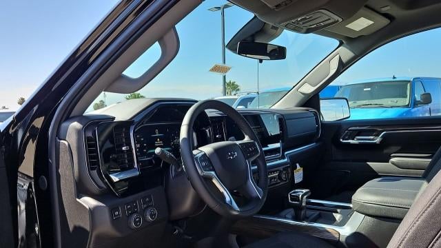 2026 Chevrolet Silverado 1500 Crew Cab Short Box 4-Wheel Drive RST