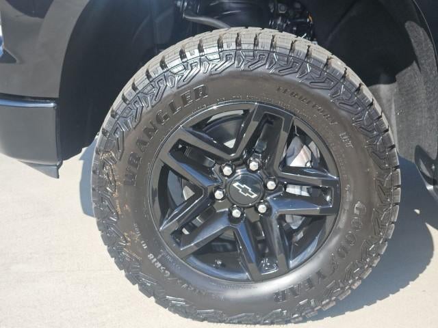2026 Chevrolet Silverado 1500 Crew Cab Short Box 4-Wheel Drive LT Trail Boss