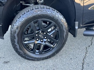 2026 Chevrolet Silverado 1500 Crew Cab Short Box 4-Wheel Drive LT Trail Boss