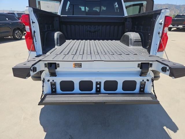 2026 Chevrolet Silverado 1500 Crew Cab Short Box 4-Wheel Drive ZR2