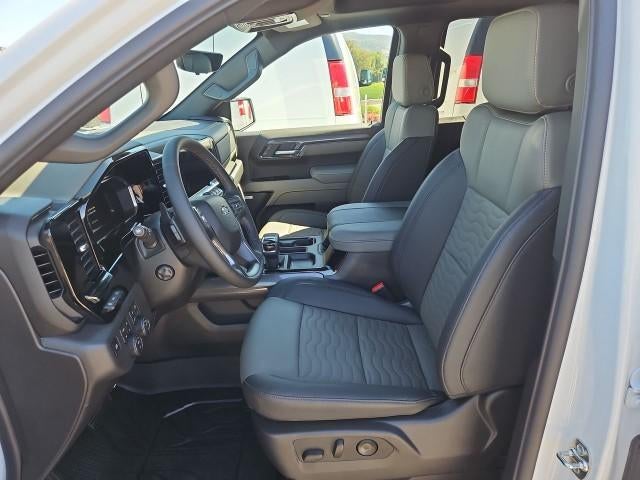 2026 Chevrolet Silverado 1500 Crew Cab Short Box 4-Wheel Drive ZR2