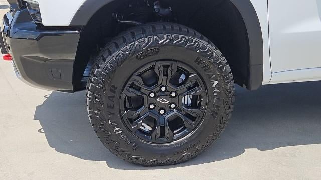 2026 Chevrolet Silverado 1500 Crew Cab Short Box 4-Wheel Drive ZR2