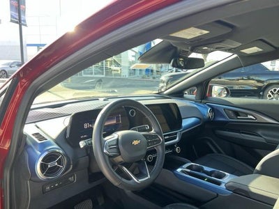 2025 Chevrolet Equinox EV LT