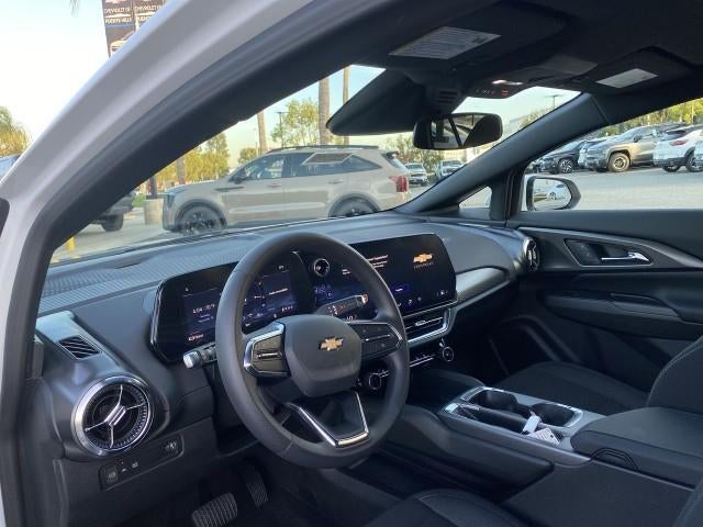 2026 Chevrolet Equinox EV 4dr LT1 w/PCY