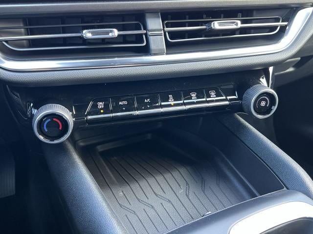 2026 Chevrolet Equinox EV 4dr LT1 w/PCY