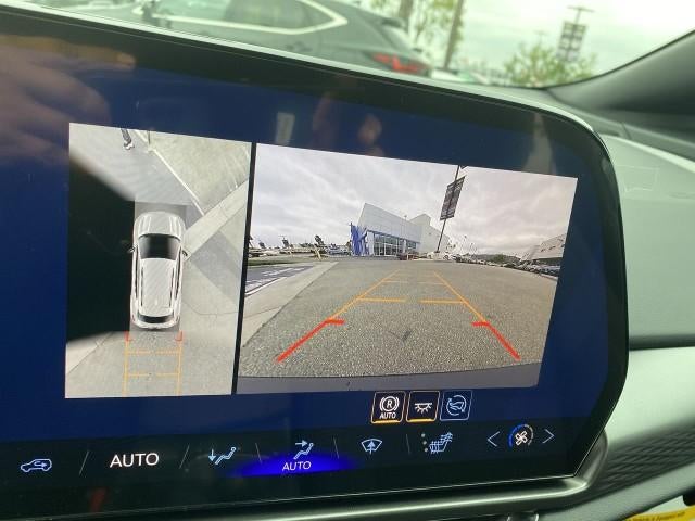 2026 Chevrolet Equinox EV 4dr LT1 w/PCY