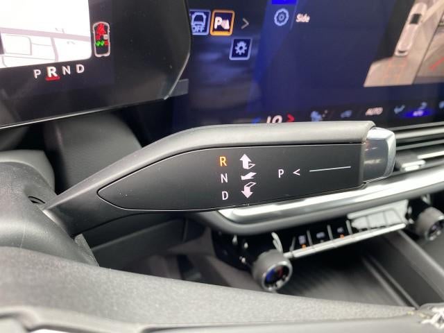 2026 Chevrolet Equinox EV 4dr LT1 w/PCY