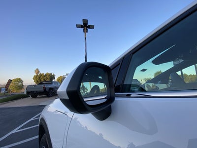 2026 Chevrolet Equinox EV 4dr LT2 w/PDE