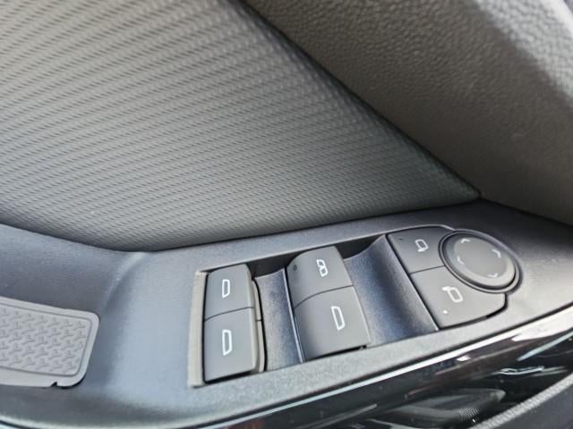 2027 Chevrolet Equinox FWD LT