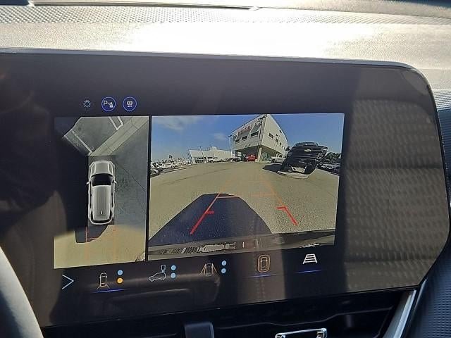 2027 Chevrolet Equinox FWD LT