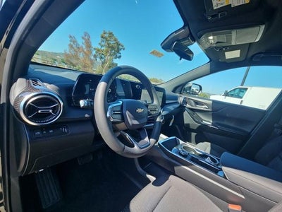 2027 Chevrolet Equinox FWD LT
