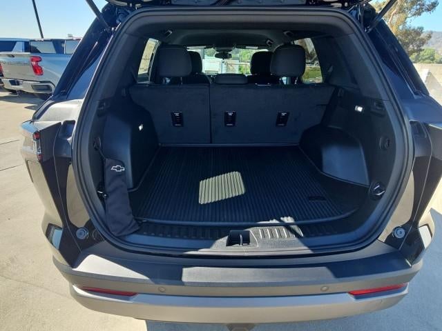 2027 Chevrolet Equinox FWD LT