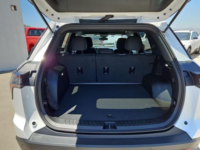 2027 Chevrolet Equinox FWD LT