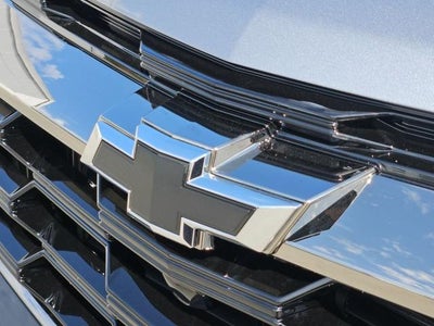 2027 Chevrolet Equinox FWD ACTIV