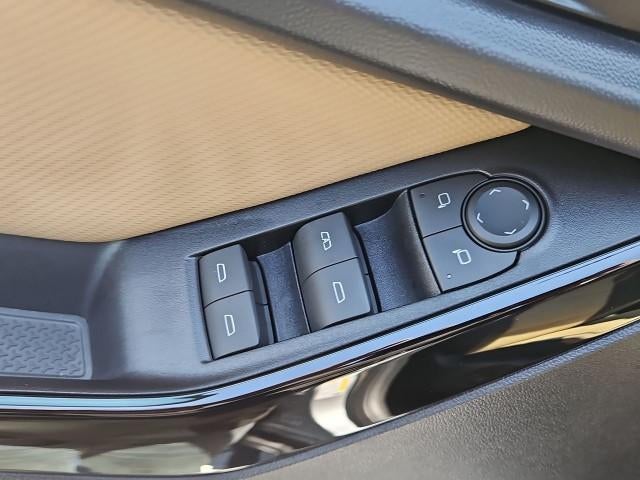 2027 Chevrolet Equinox FWD ACTIV