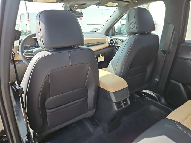 2027 Chevrolet Equinox FWD ACTIV