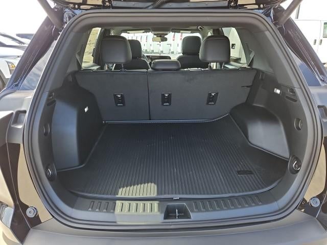 2027 Chevrolet Equinox FWD ACTIV