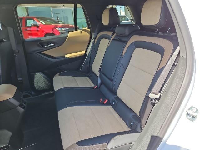 2027 Chevrolet Equinox FWD ACTIV
