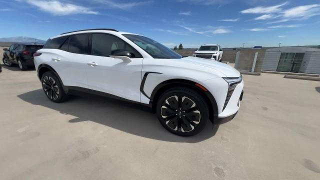 Used 2024 Chevrolet Blazer EV RS with VIN 3GNKDCRJ7RS153174 for sale in City of Industry, CA