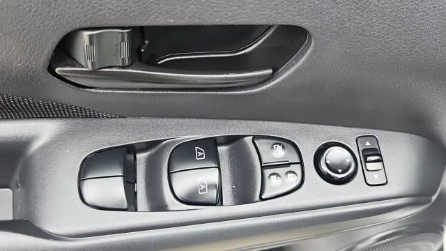 2023 Nissan Kicks S Xtronic CVT