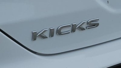 2023 Nissan Kicks S Xtronic CVT