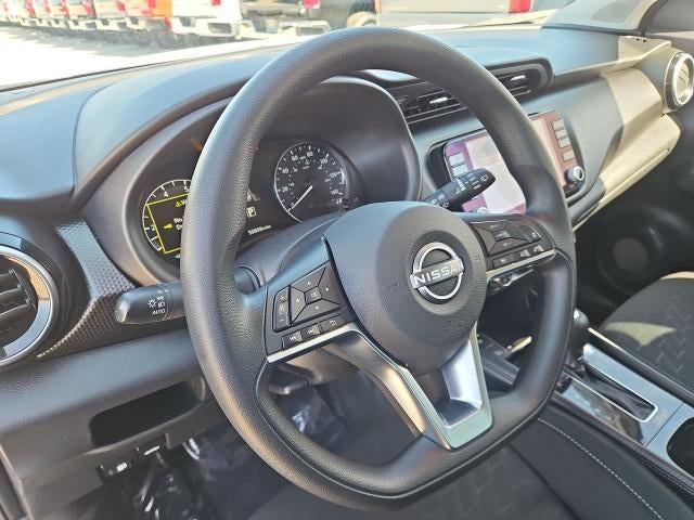 2024 Nissan Kicks SV Xtronic CVT