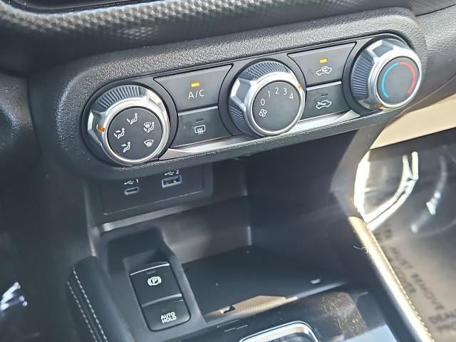 2024 Nissan Kicks SV Xtronic CVT