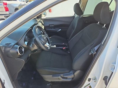 2024 Nissan Kicks SV Xtronic CVT