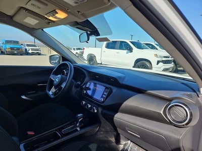 2024 Nissan Kicks SV Xtronic CVT