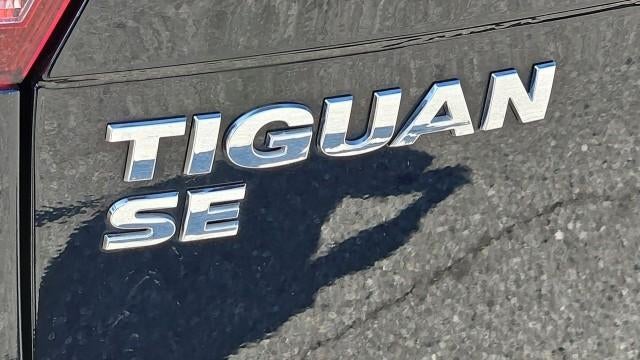 2021 Volkswagen Tiguan 2.0T SE R-Line Black