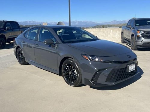 2025 Toyota Camry SE