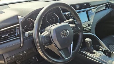 2020 Toyota Camry SE