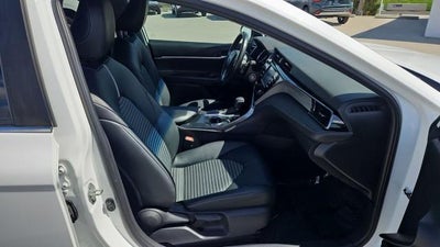 2020 Toyota Camry SE