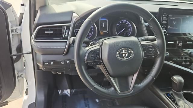 2021 Toyota Camry SE Hybrid