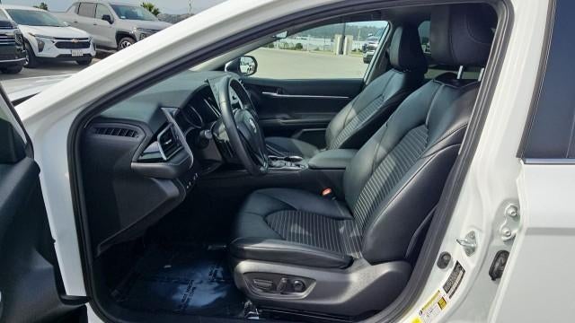 2021 Toyota Camry SE Hybrid