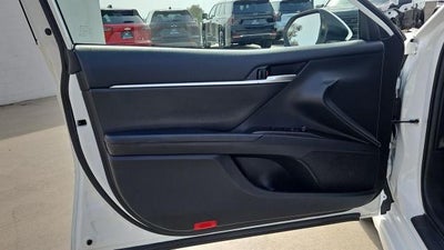 2021 Toyota Camry SE Hybrid