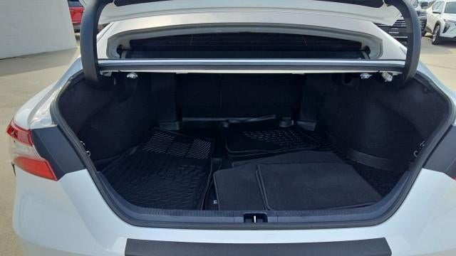 2021 Toyota Camry SE Hybrid