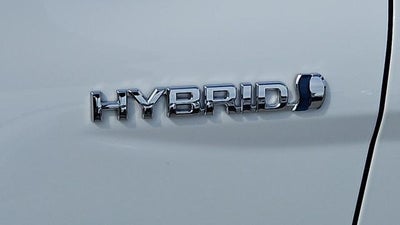 2021 Toyota Camry SE Hybrid