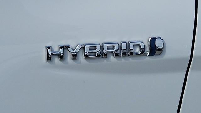 2021 Toyota Camry SE Hybrid