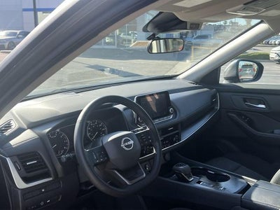 2025 Nissan Rogue SV FWD