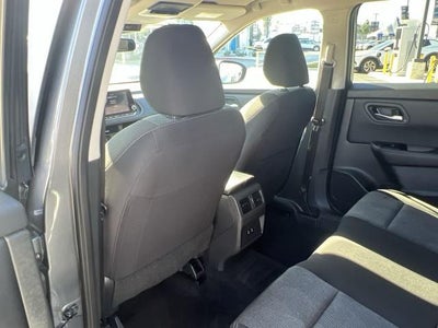 2025 Nissan Rogue SV FWD