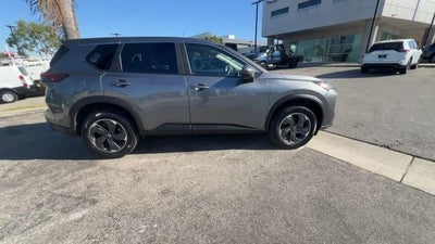 2025 Nissan Rogue SV FWD