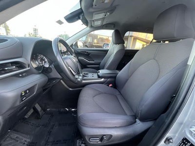 2023 Toyota Highlander LE