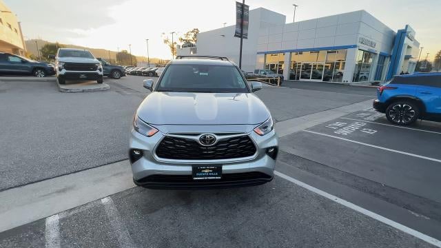 2023 Toyota Highlander LE