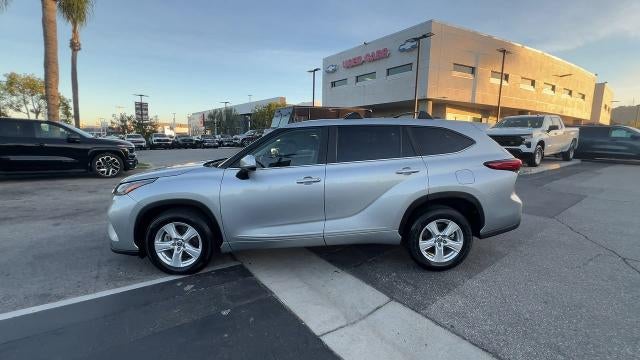 2023 Toyota Highlander LE