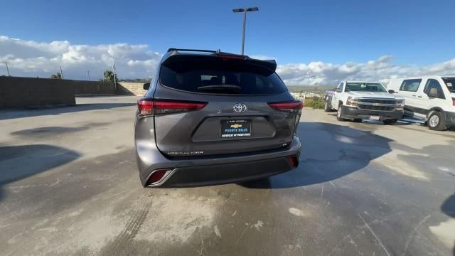 2023 Toyota Highlander LE